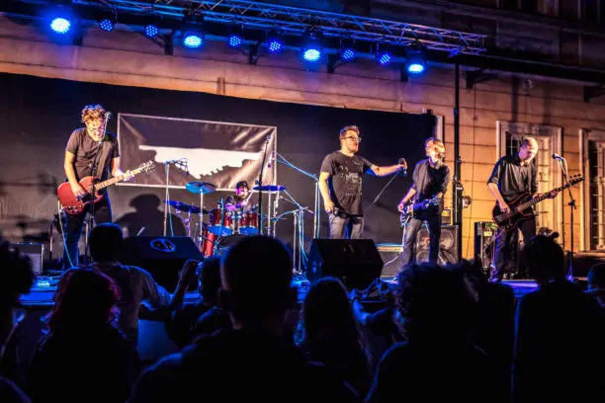 Rock Legend - photo 2